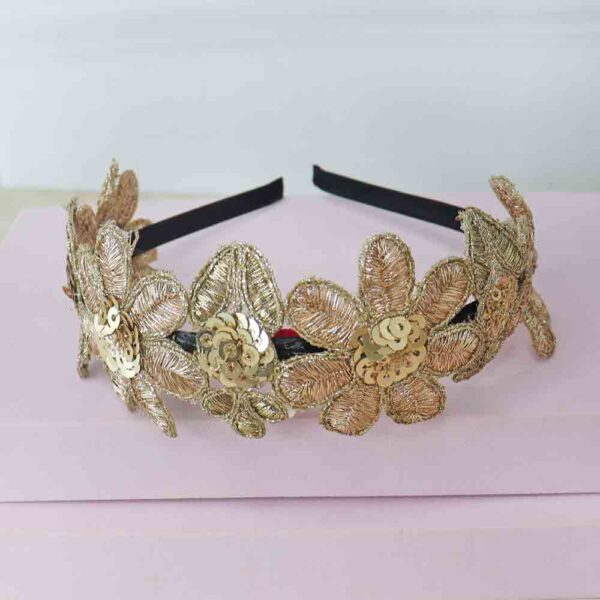Sunehri Crown Hairband - Image 2