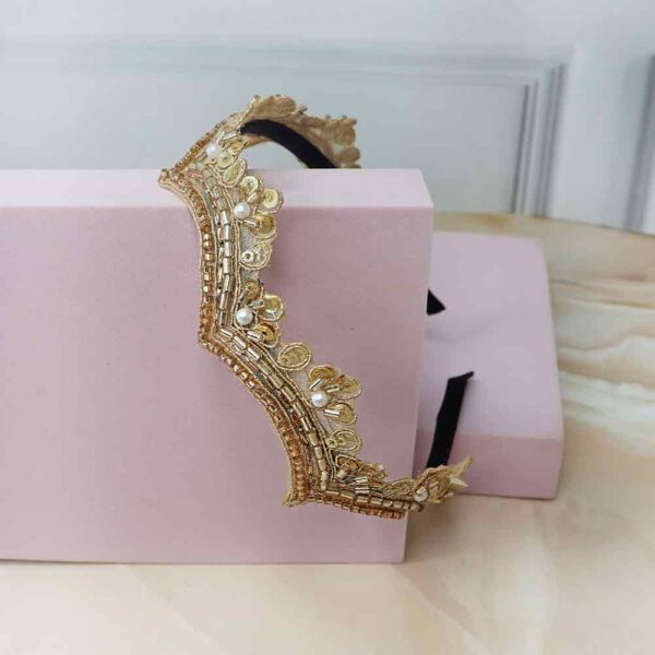 Aurum Gold crown hairband - Image 3